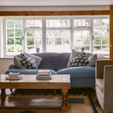 Sparnal Stitch Holiday home