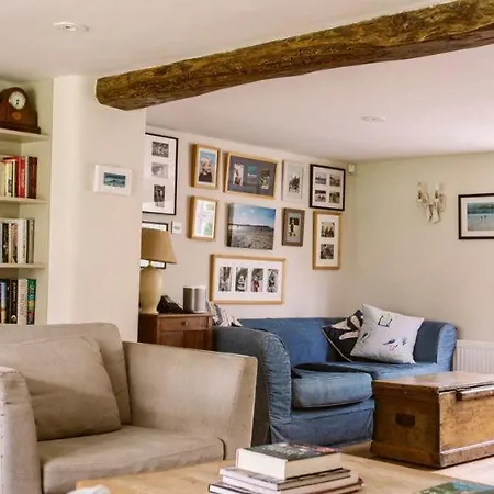 Sparnal Stitch Holiday home