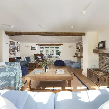 Sparnal Stitch Holiday home